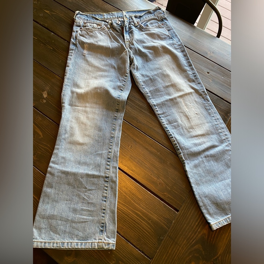 Lucky brand sugar crop dungarees jeans
Woman’s size 4/27